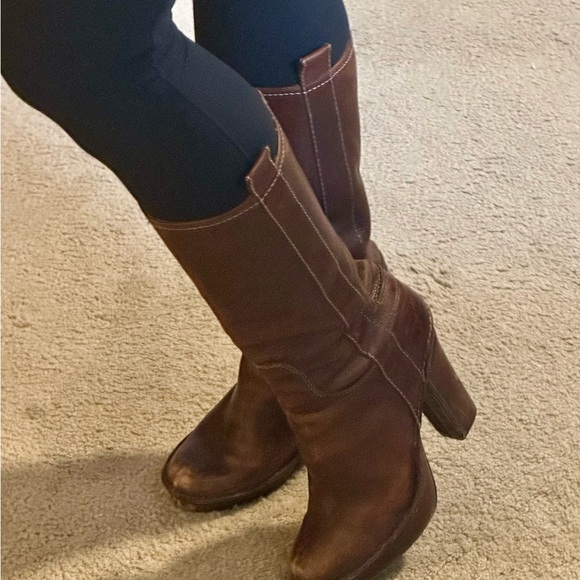 Frye Victoria mid distressed boots size 8.5 - Picture 12 of 15